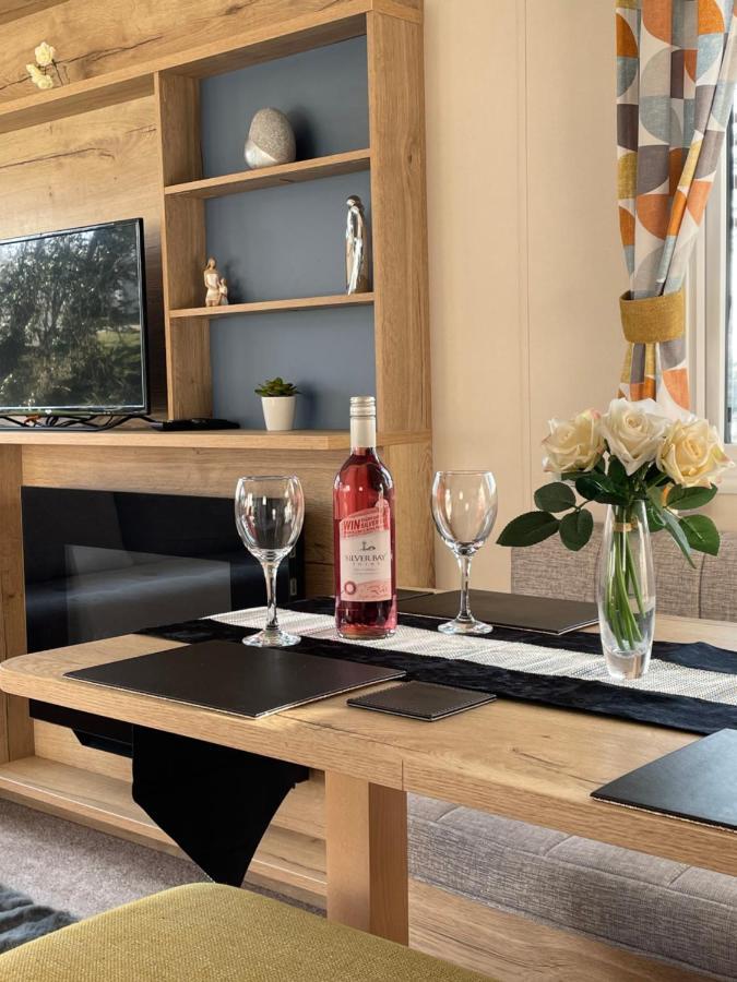 Deluxe, 3 Bed Holiday Home At Combe Haven Holiday Park 헤이스팅스 외부 사진